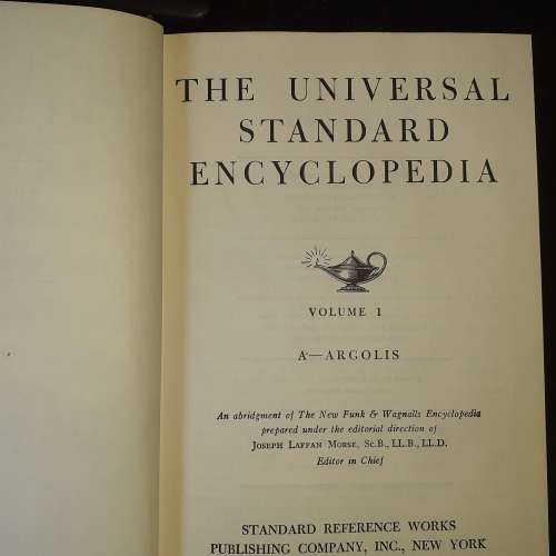 THE UNIVERSAL STANDARD ENCYCLOPEDIA. 25 Volumes, from 1952