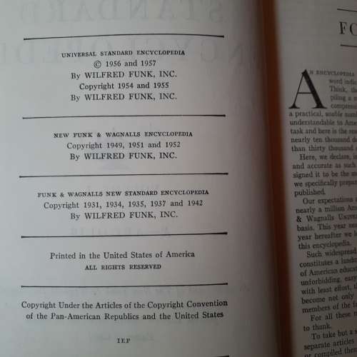 THE UNIVERSAL STANDARD ENCYCLOPEDIA. 25 Volumes, from 1952