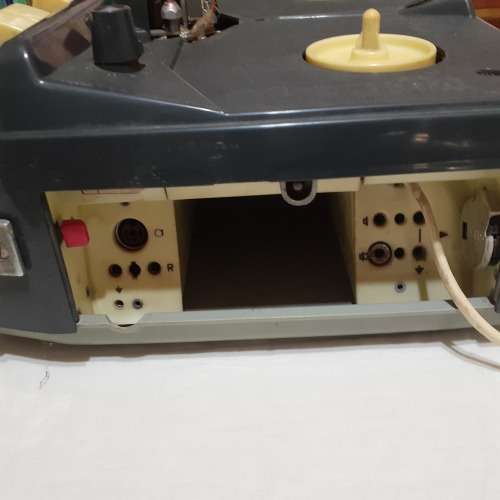 Vantage tape player