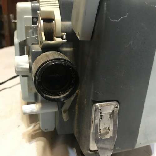 minolta AUTODUAL 8 film projector. Not working.