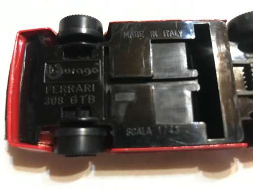 2 X FERRARI, BURAGO, 1:43 scale. Made in Italy. CARS