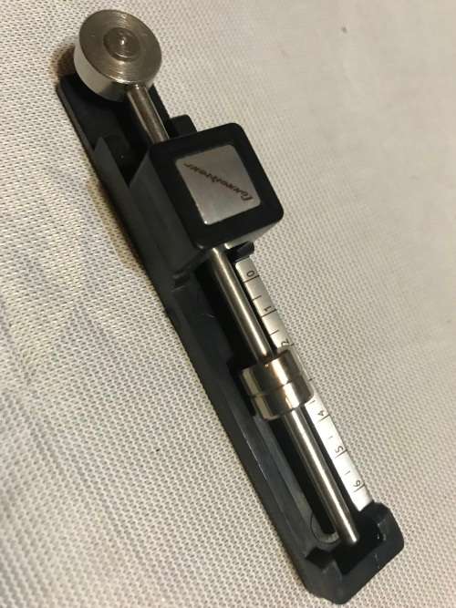 VERY SMALL SCALE. `CONNOISSEUR PRECISION STYLUS BALANCE`