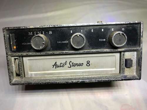 2 X 8 Track tape players. Not tested.