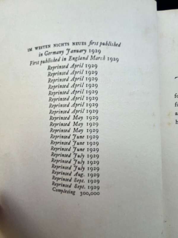 ALL QUIETE ON THE WESTERN FRONT. Erch Maria Remarque