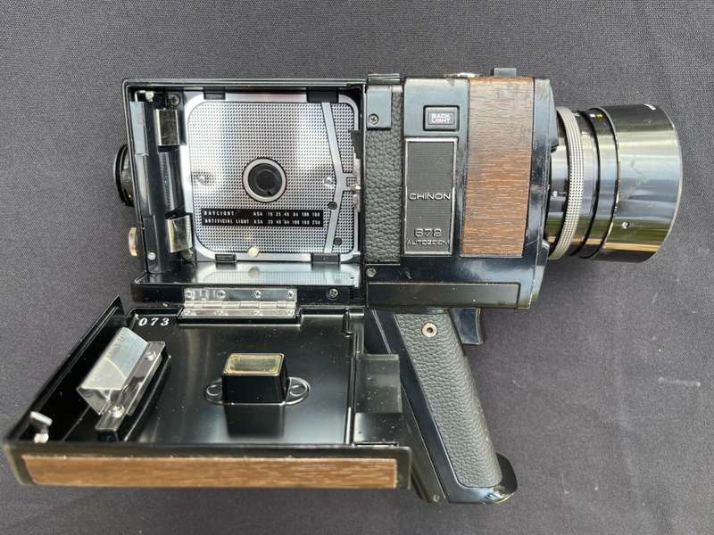CHINON 672, SUPER 8, AUTOZOOM Film Camera. NOT TESTED.