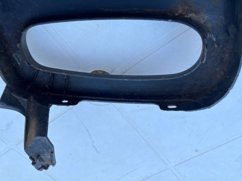Mahindra Pickup front grill
