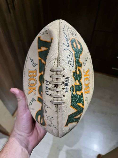 Mitre boK , RARE rugby ball , NO reserve