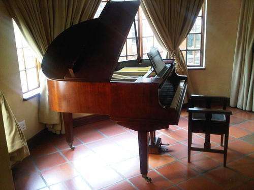 Zimmermann Baby Grand (side view)