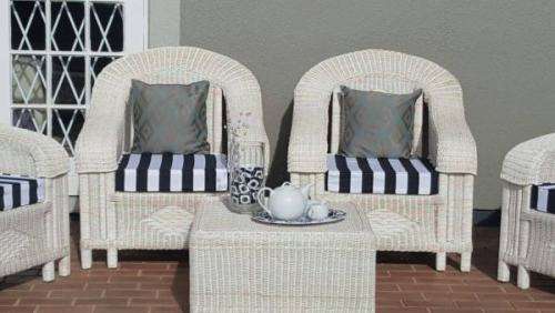 Handmade Outdoor Furniture 6 legs design, (Made from 100% Recycled plastic)