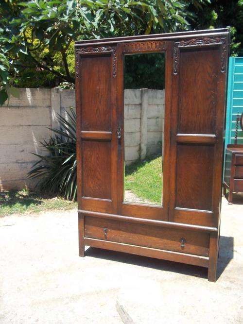 OAK Wardrobe