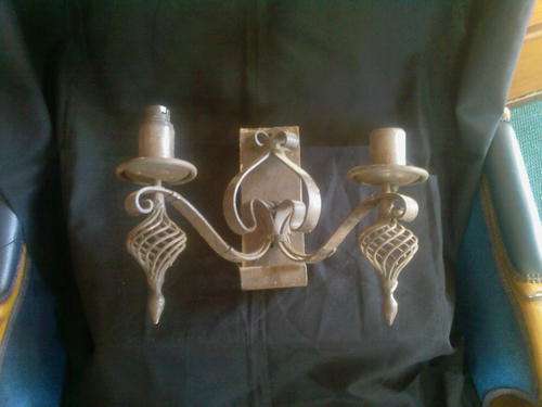 LOVELY WALL LIGHT