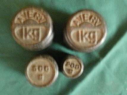 AVERY WEIGHTS