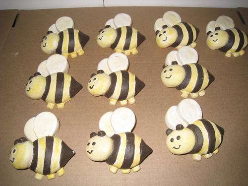 Large Bee Handels @10
