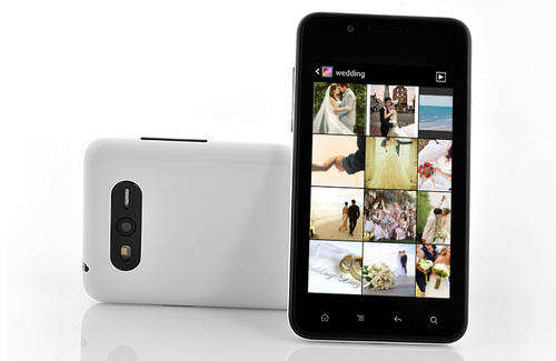 4 Inch Android Phone "Hail" - 800x480, 1GHz Broadcom CPU, 4GB Internal Memory