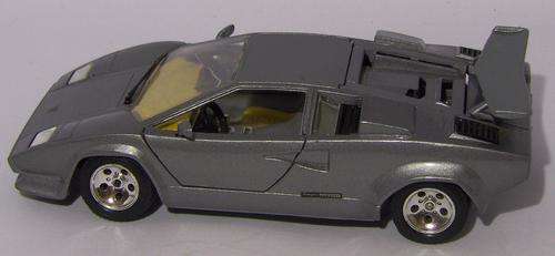 1:24 Burago Lamborghini Countach 1988 - as per photo