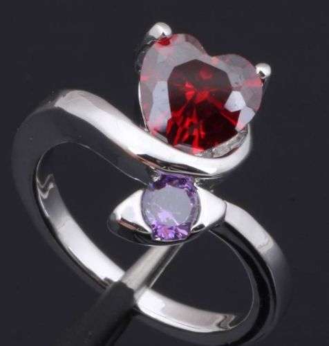 Delicate design sterling silver garnet ring size 5.5