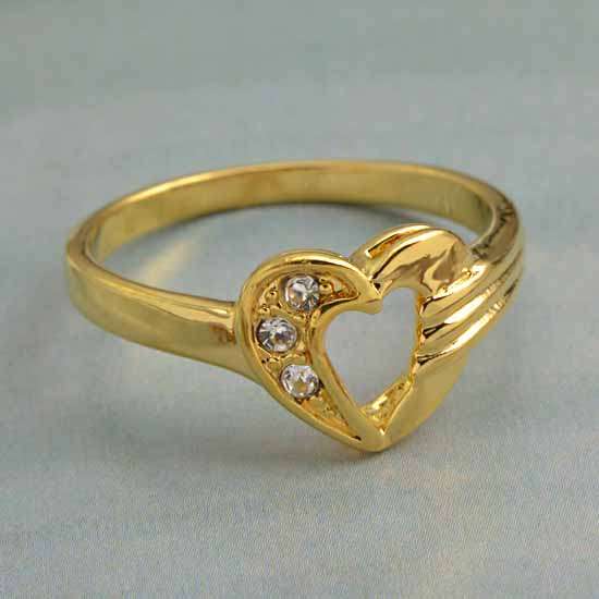Lovely sweet heart 9k gold filled children's ring size 4