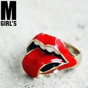 Unique style sexy red lips ring size 6.25