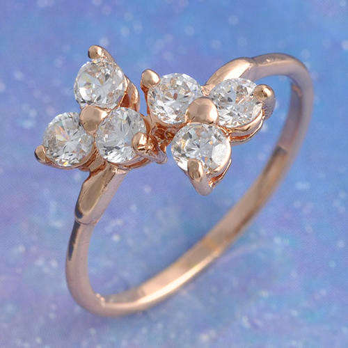 Exalted 9k rose gold filled cubic zirconia flower ring size 6