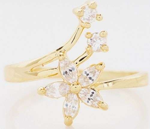 Sparkling 10k yellow gold filled white sapphire ring size 7