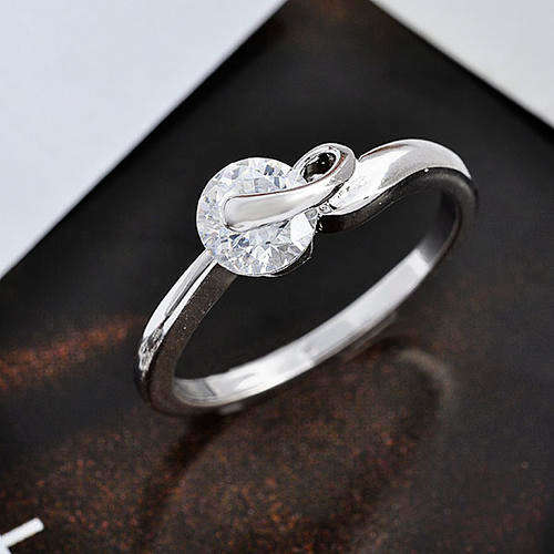 White gold filled cubic zirconia solitaire ring size 7
