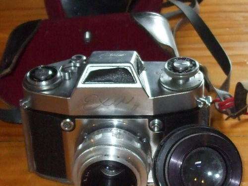 EXA 11 Camera in leather case with spare lense [ secon d hand condition ???]