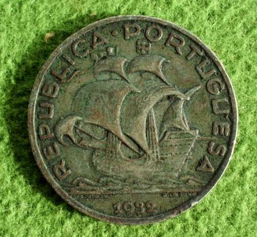 Coin Portugal 10esc 1932 fine