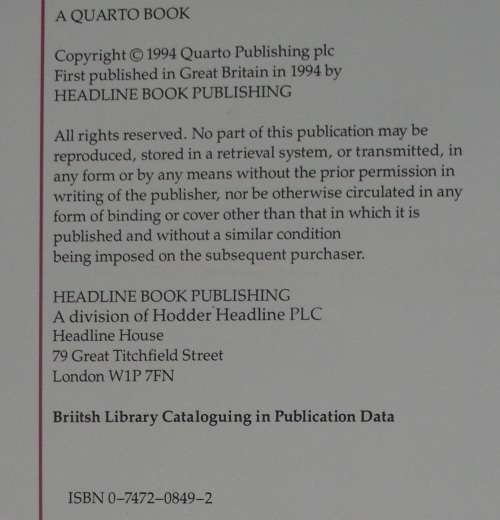 Book - The Encyclopedia Of Quilting + Parchwork - Katherine Guerrier 1994