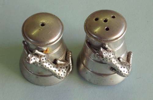 Salt and Pepper set solid metal with animal decoration