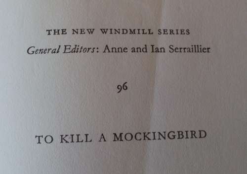 Book - To Killl a Mockingbird - Harper Lee 1985 Hardcover