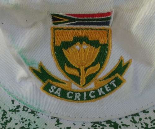 Hat - ICC Cricket 2011 - Signed by Players!