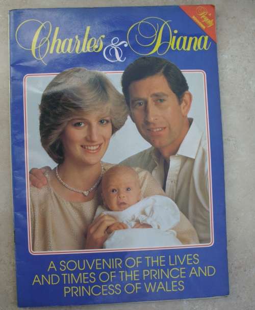 Book - Charles And Diana - Life And Times - Victoria Austin - Very rare!
