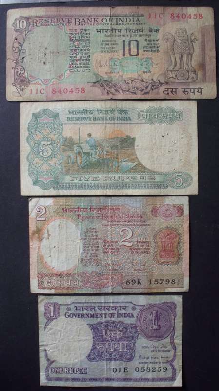 Banknotes India 1/2/5/10 Rupees Fine