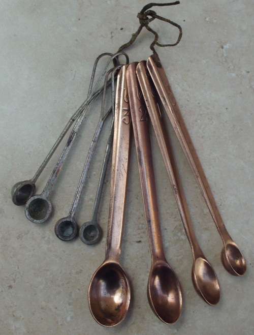 Vintage Measuring Spoon Set - Copper