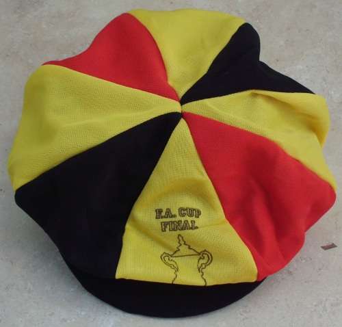 Scarf + 2 Caps - Watford FC - 1984 Wembley - Unused