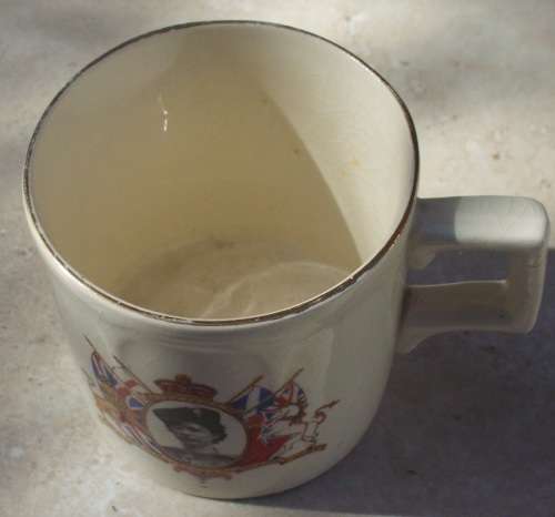 Coffee Mug[Half Size] - Queen Elizabeth - Coronation 1953 - rare