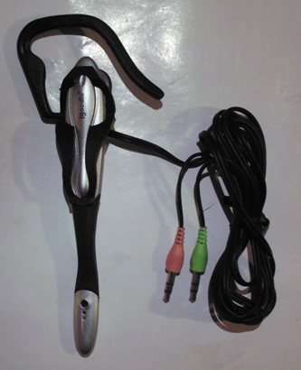 Headsets + microphone one sided.