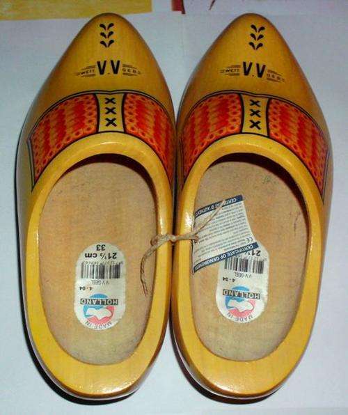 Wooden shoes holland