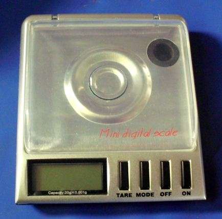 Digital diamond scales .001-20gram
