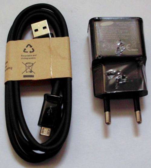 Universal cell charger + cable [ 2 amp output] black/white[min. order 10 units