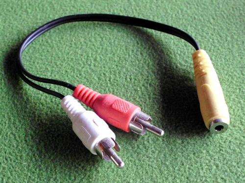 Cable 3,5mm stereo female to rca x 2.