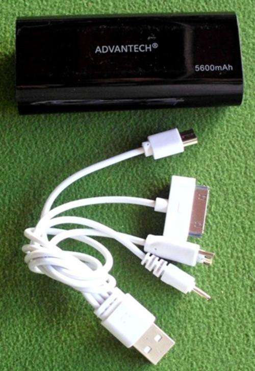 Power banks 5600mah black with multi cable.