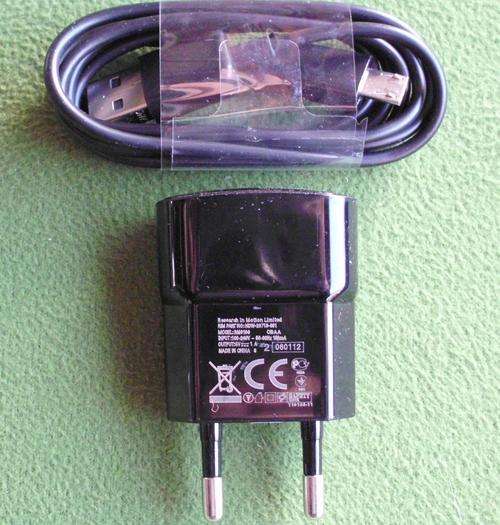 blackberry charger +usb cable
