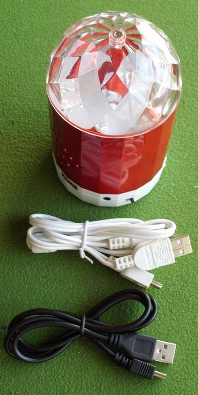 Cellphone speakers with flashing lights.