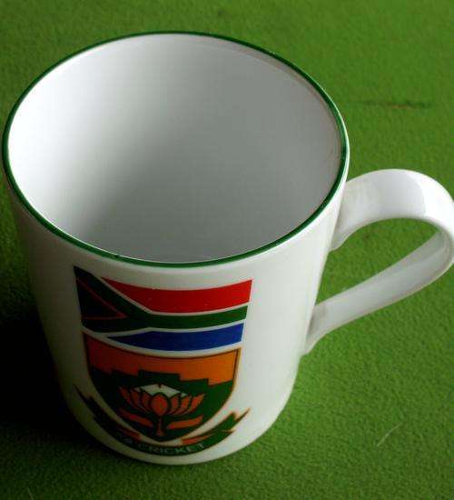 Cricket Mug Coffee + RSA Cricket Book - 1997
