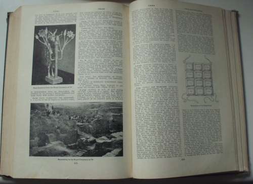 Bible - Westminster Dictionary Of The Bible - John D Davis - 1944