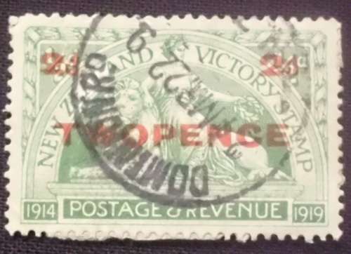 Stamp - New Zealand - 1920 - 2d - SG64 - O/S - Used