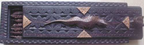 Wooden set - Chopsticks In Carved Holder