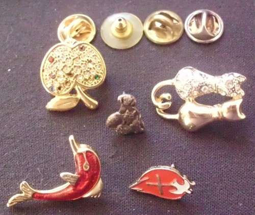 Pinbadges x 5 - Mixed Lot - A