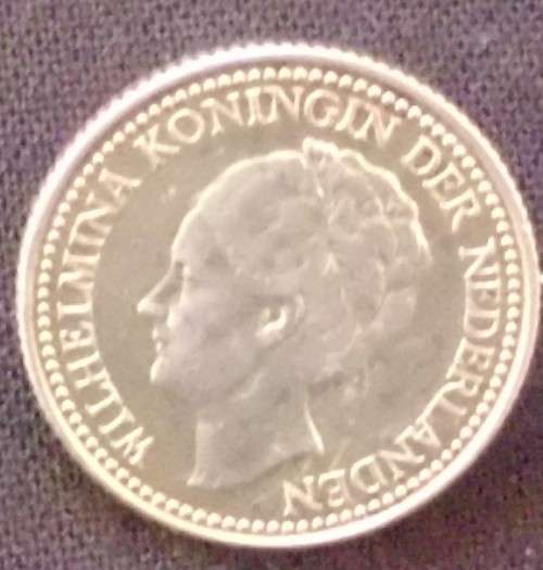 Pin Badge - Coin Netherlands - Half Gulden 1922